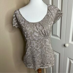 Chic Lace Blouse in Taupe ⭐️